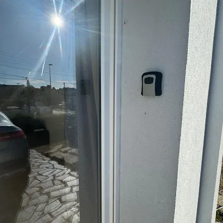 Chaleureux B شقة لا روش سور يو