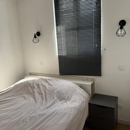 Chaleureux B لا روش سور يو