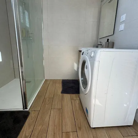 Chaleureux B * لا روش سور يو