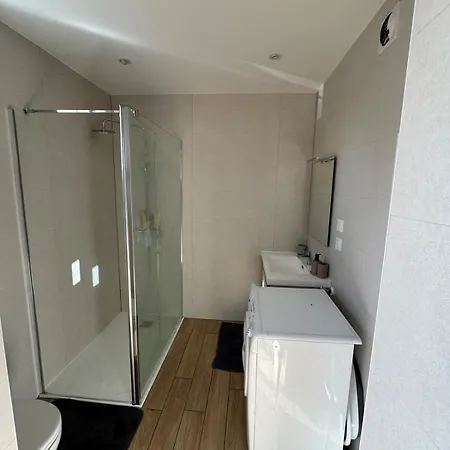 アパート Chaleureux B